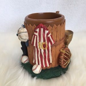 BASEBALL THEMED PEN AND PENCIL HOLDER DESKTOP